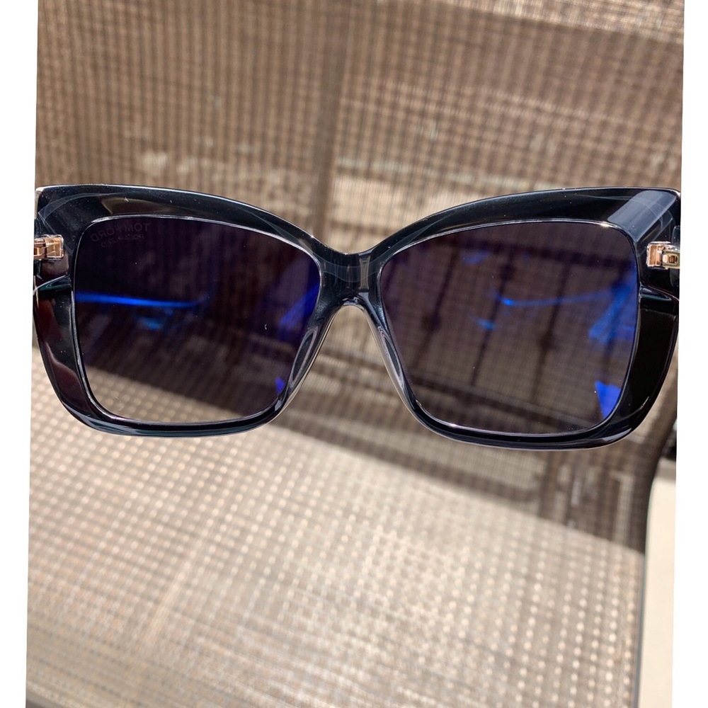 ❌SOLD OUT❌ NWT Tom Ford Polarized Sunglasses,59mm - Picture 5 of 8